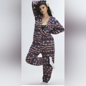 NWT Savage X Fenty Forever Savage Hooded Jumpsuit Red Cognac Cabin Print Size M